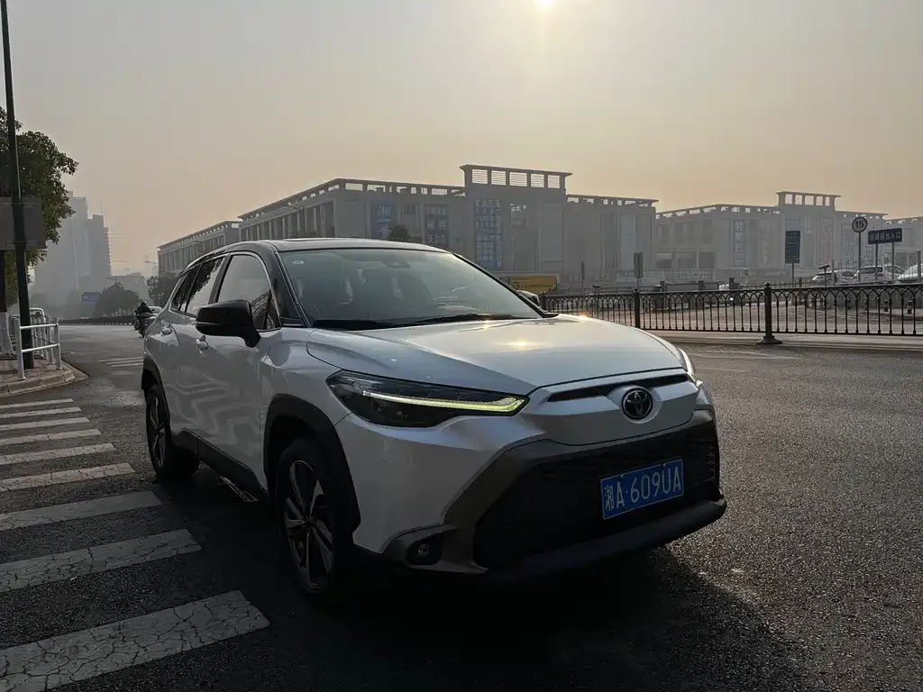 Toyota Frontlander 2022 из CN, фото 1