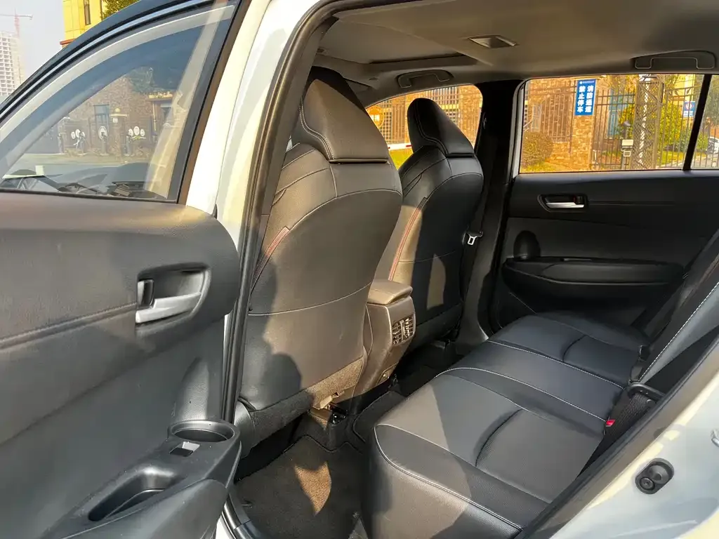 Toyota Frontlander 2022 из CN, фото 7
