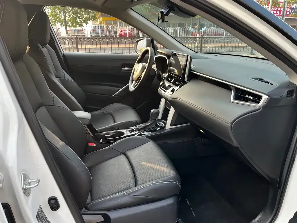 Toyota Frontlander 2022 из CN, фото 9