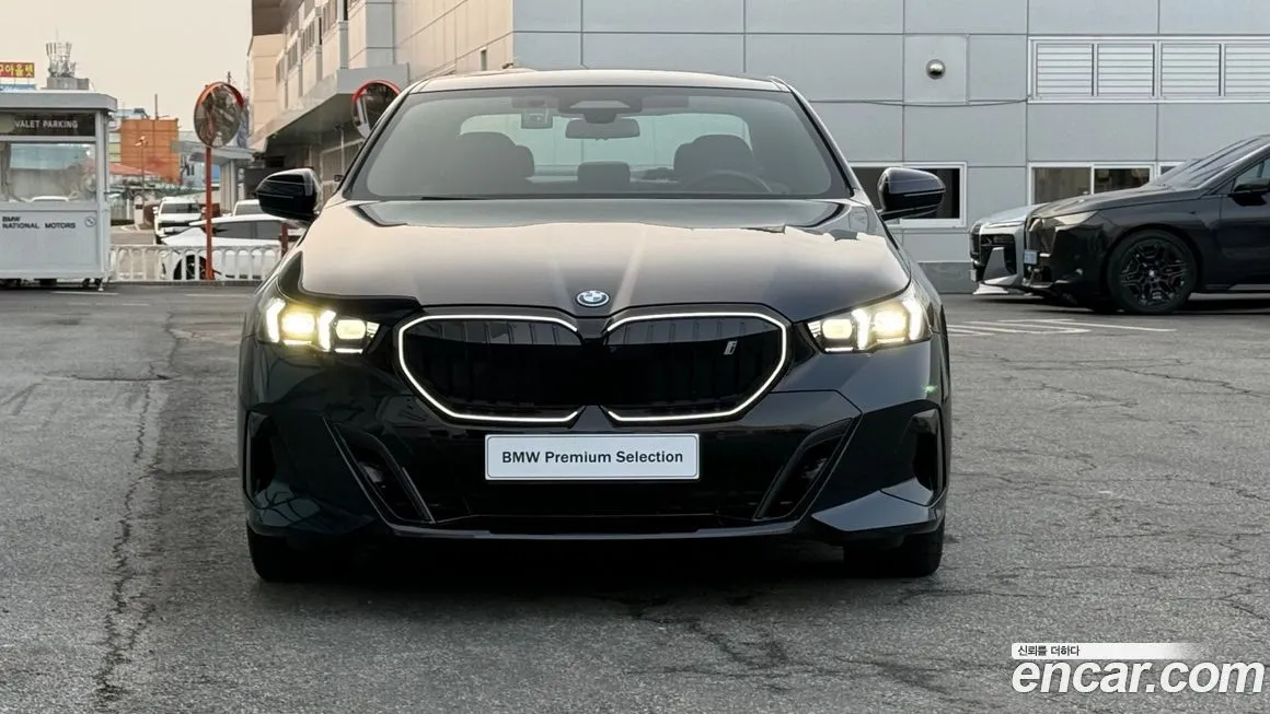 BMW i5 2024 из KR, фото 2