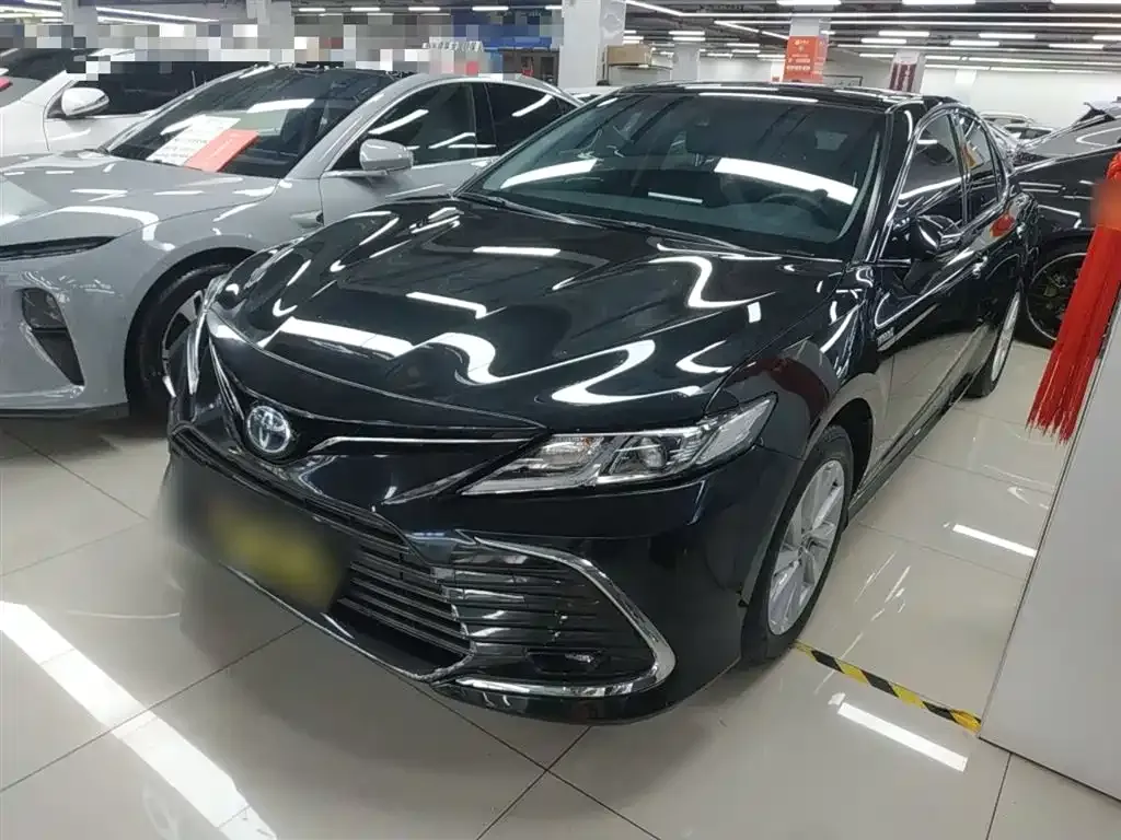 Toyota Camry 2023 из CN, фото 1
