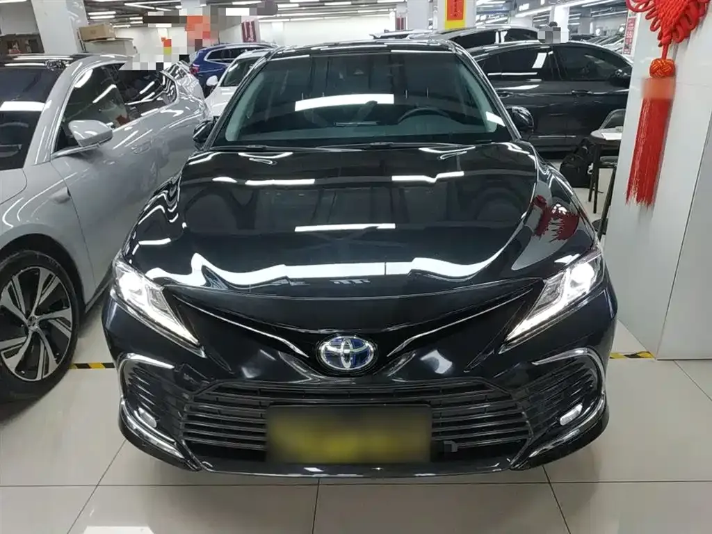 Toyota Camry 2023 из CN, фото 5