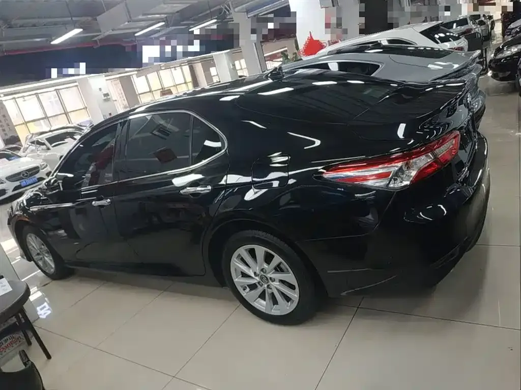 Toyota Camry 2023 из CN, фото 3