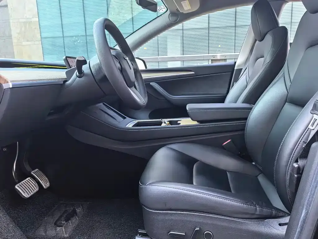 Tesla Model Y 2022 из CN, фото 8