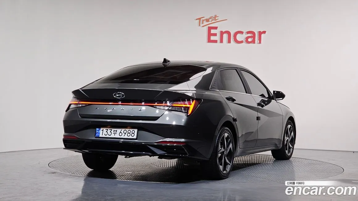 Hyundai AVANTE — фото 2