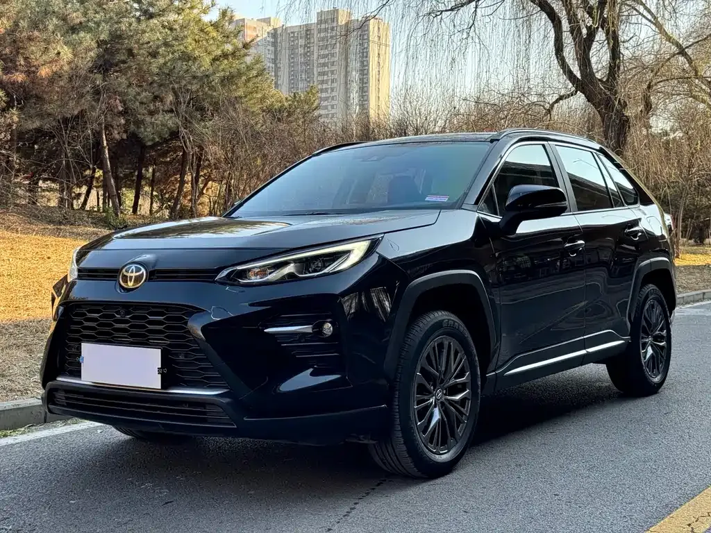 Toyota Wildlander 2023 из CN, фото 1