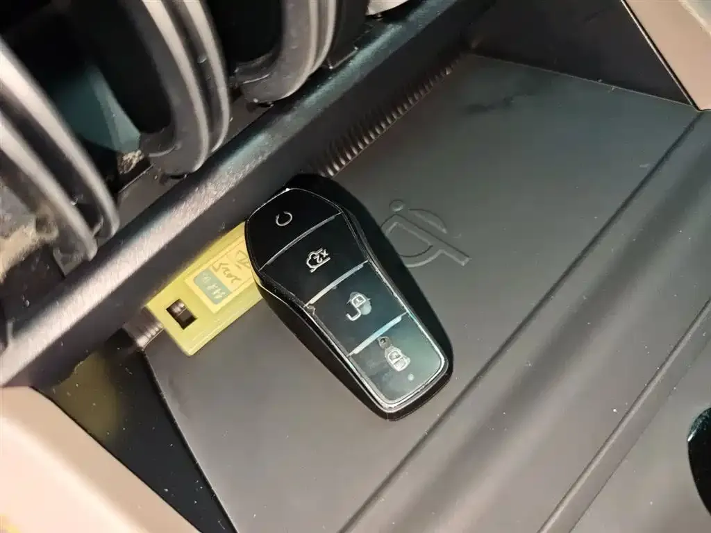 BYD Yuan Plus 2025 из CN, фото 2