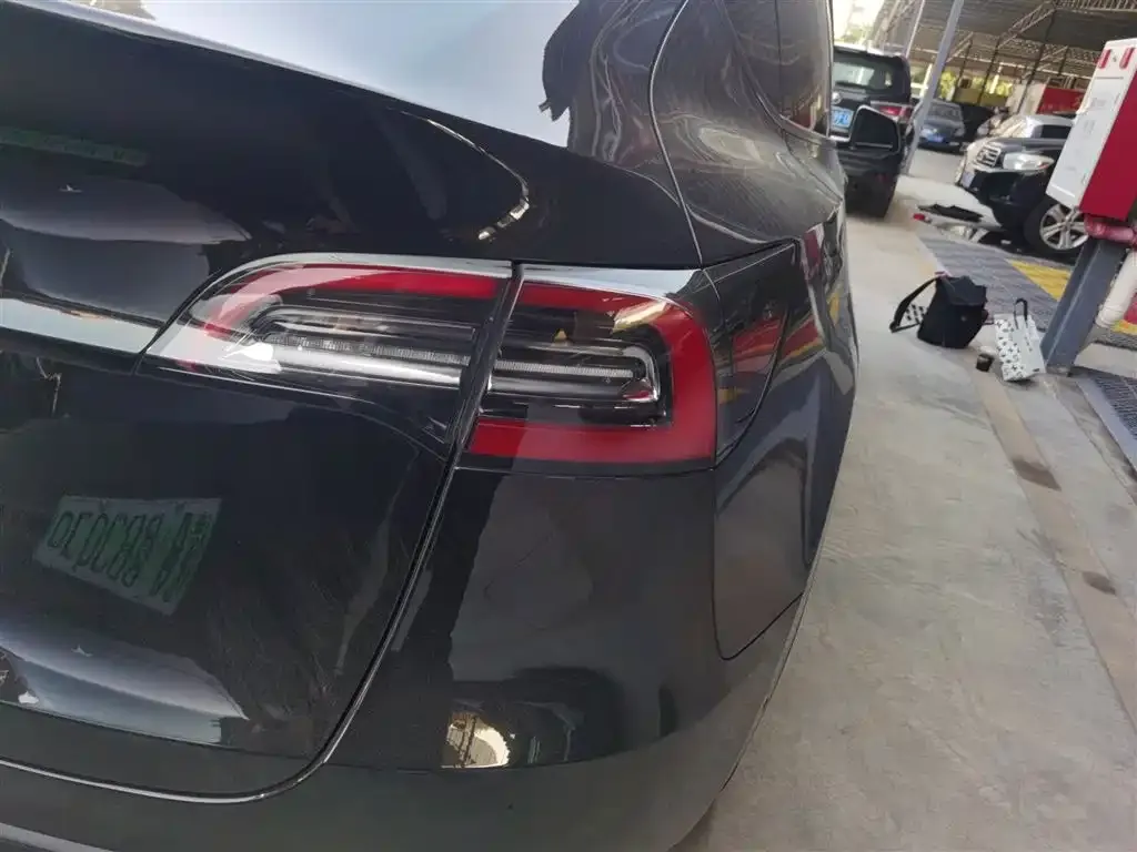 Tesla Model Y 2022 из CN, фото 8