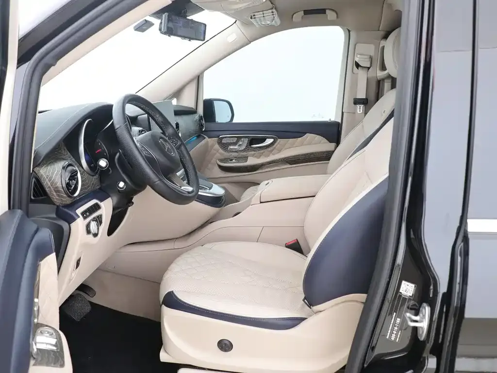 Mercedes-Benz V-Class 2021 из CN, фото 3