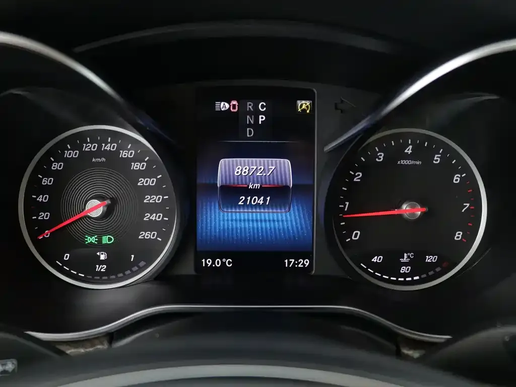 Mercedes-Benz V-Class 2021 из CN, фото 4