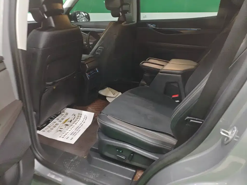 Ford Edge 2024 из CN, фото 2