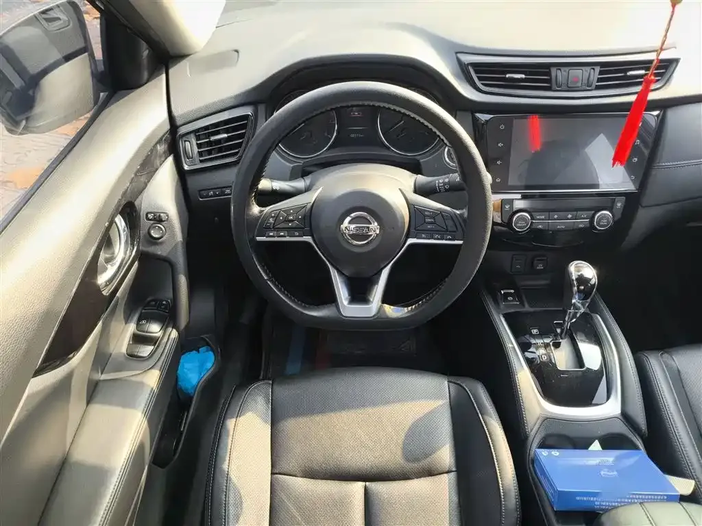Nissan X-Trail 2021 из CN, фото 3