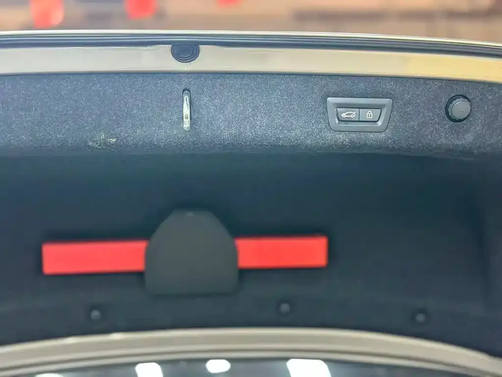 BMW 5 Series — фото 2