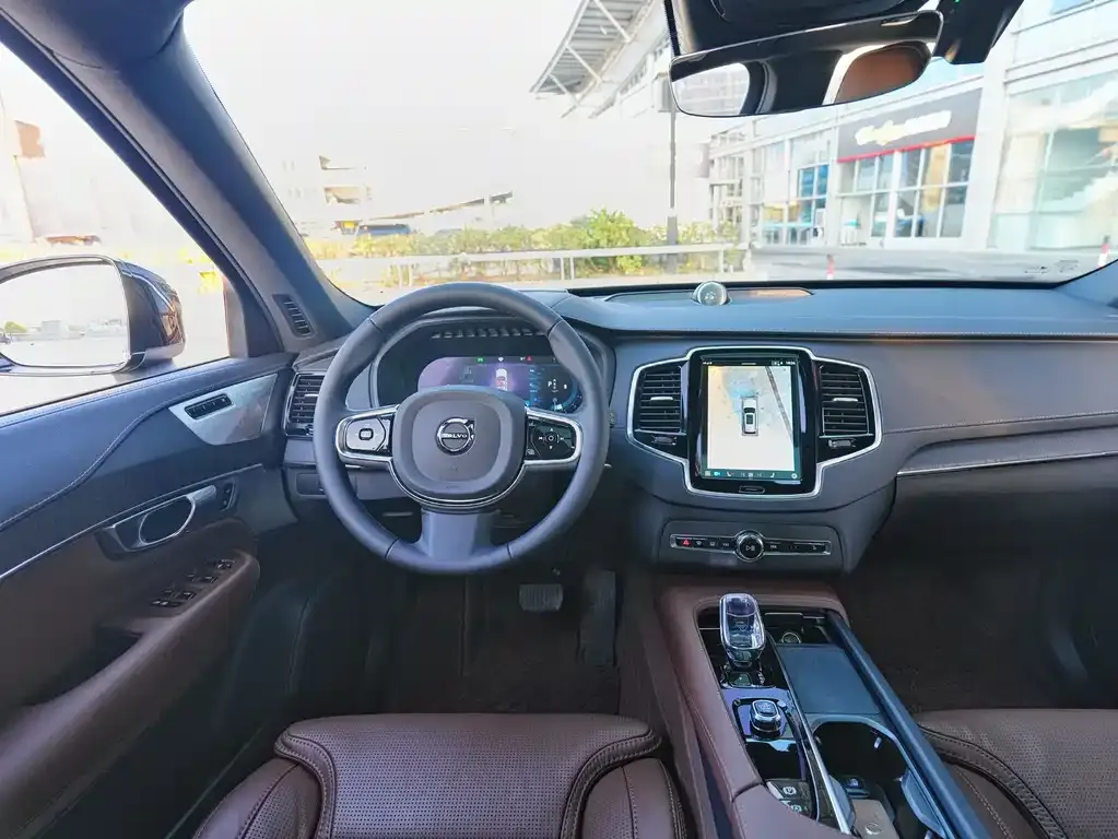 Volvo XC90 2024 из CN, фото 5