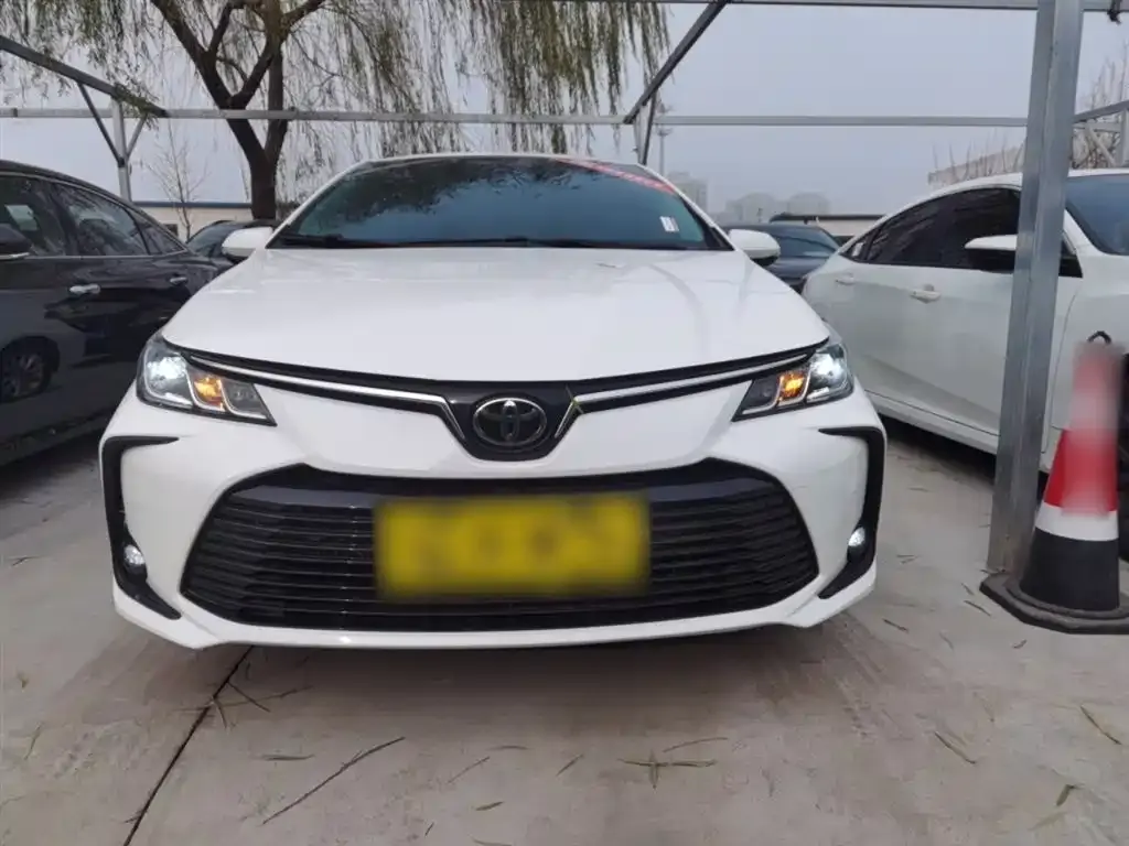 Toyota Corolla 2023 из CN, фото 9