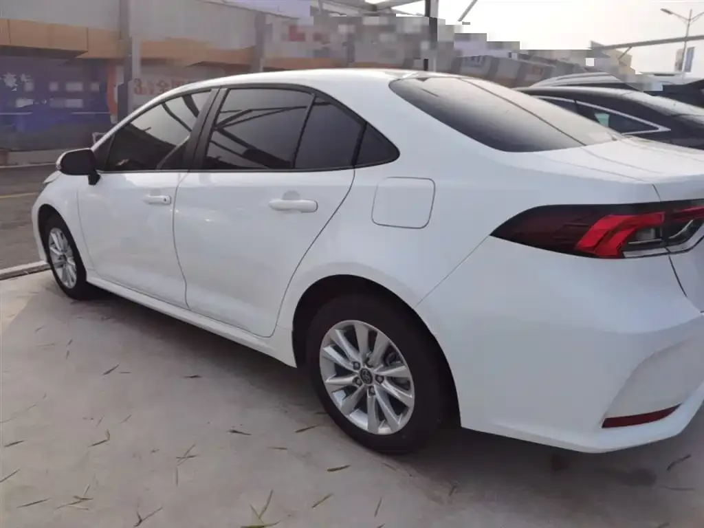 Toyota Corolla 2023 из CN, фото 5