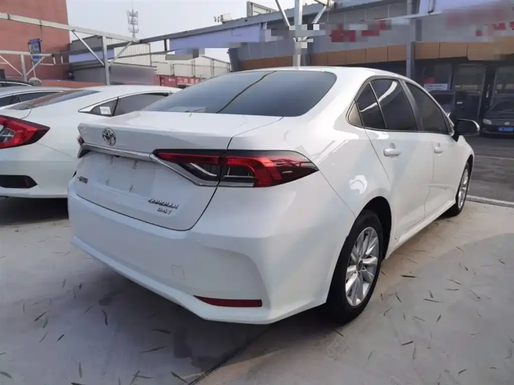 Toyota Corolla 2023 из CN, фото 6