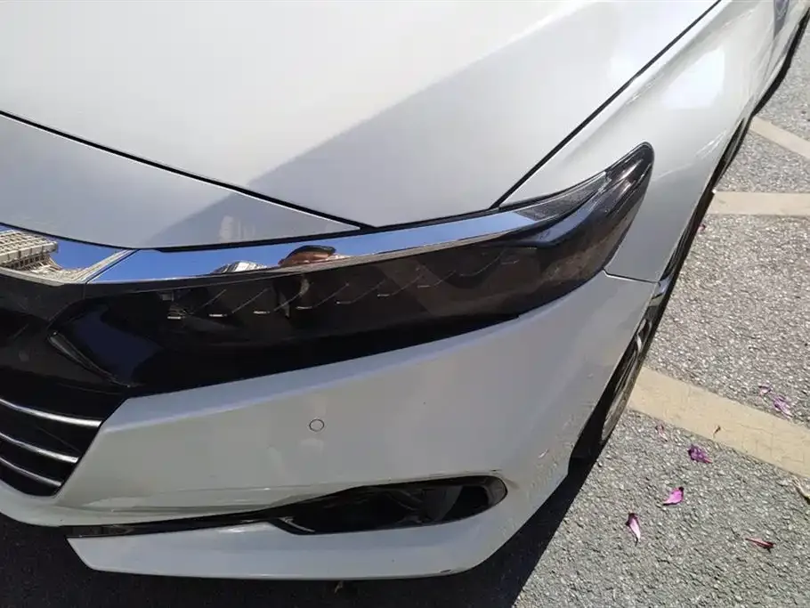 Honda Accord — фото 6