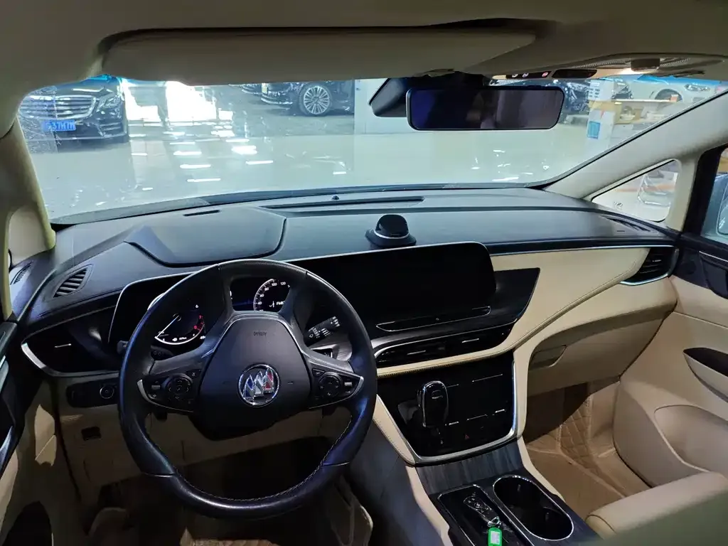 Buick GL8 2022 из CN, фото 9