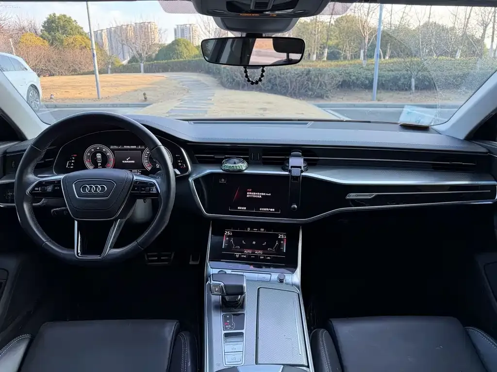 Audi A6L 2022 из CN, фото 7
