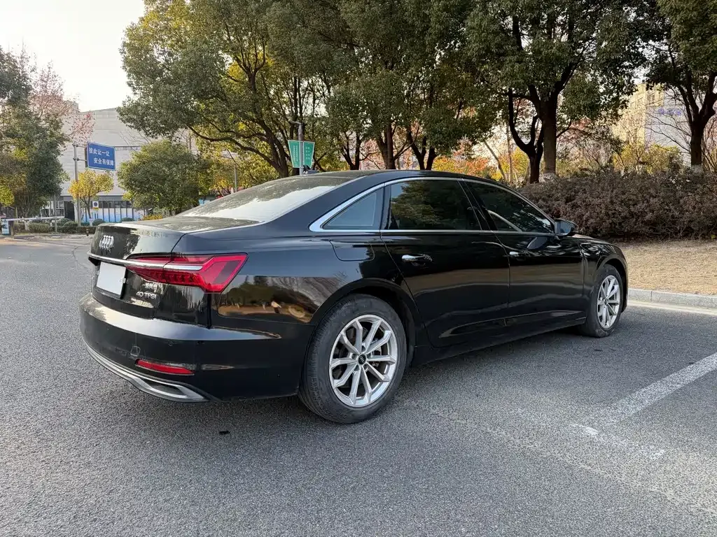 Audi A6L 2022 из CN, фото 5