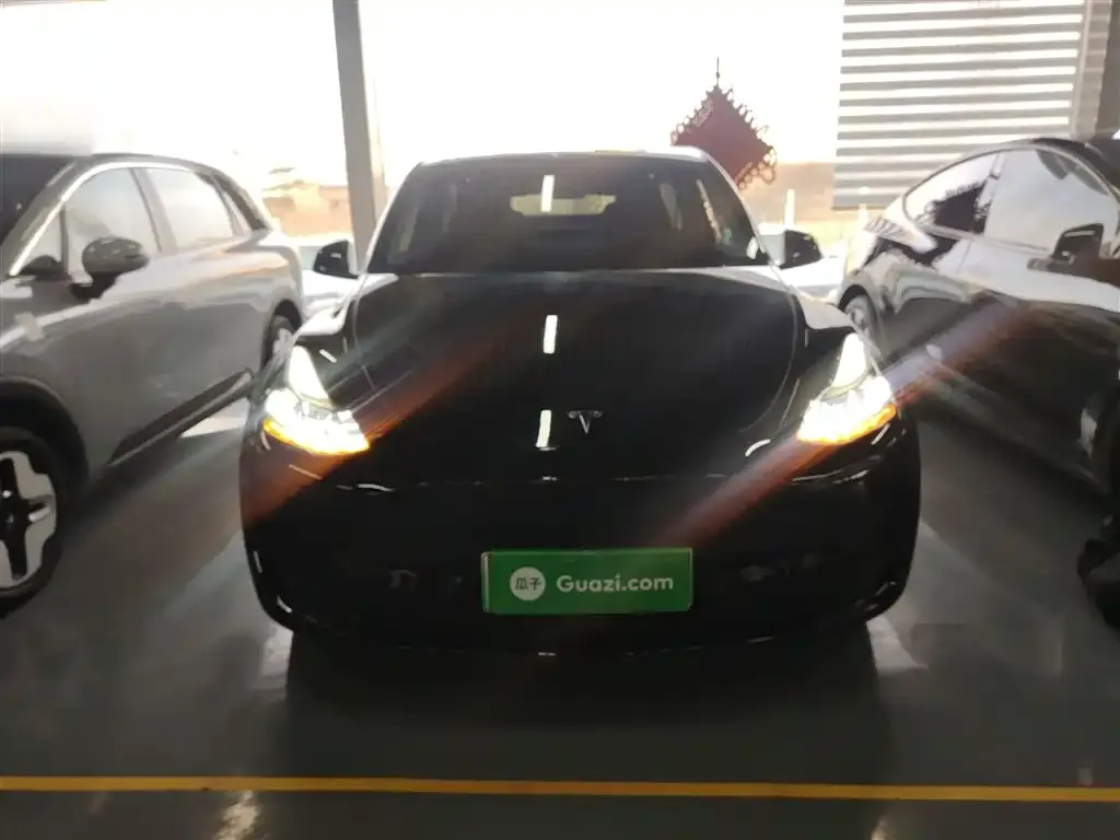 Tesla Model Y 2022 из CN, фото 5