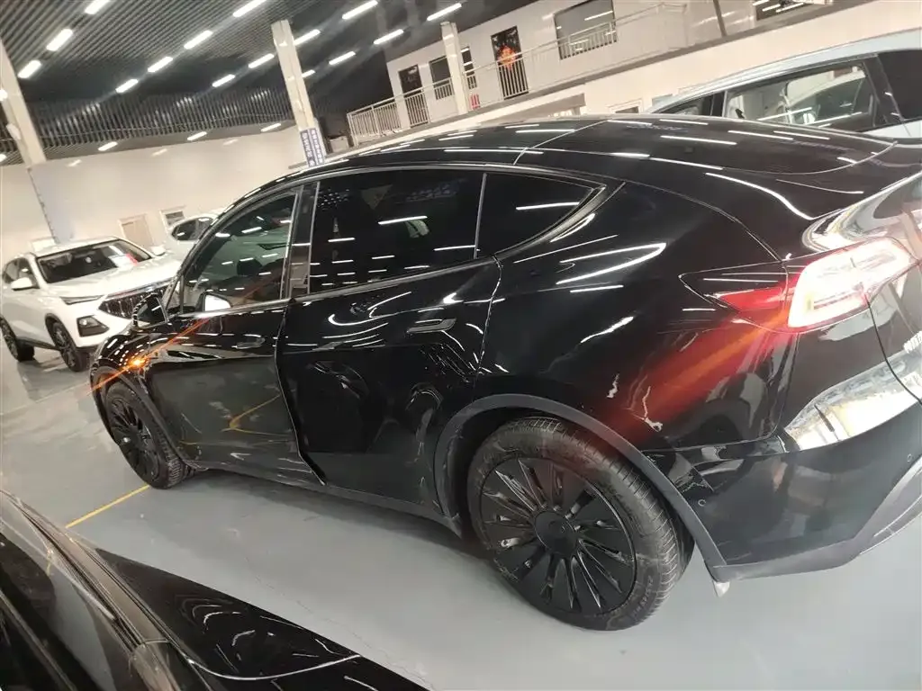 Tesla Model Y 2022 из CN, фото 8