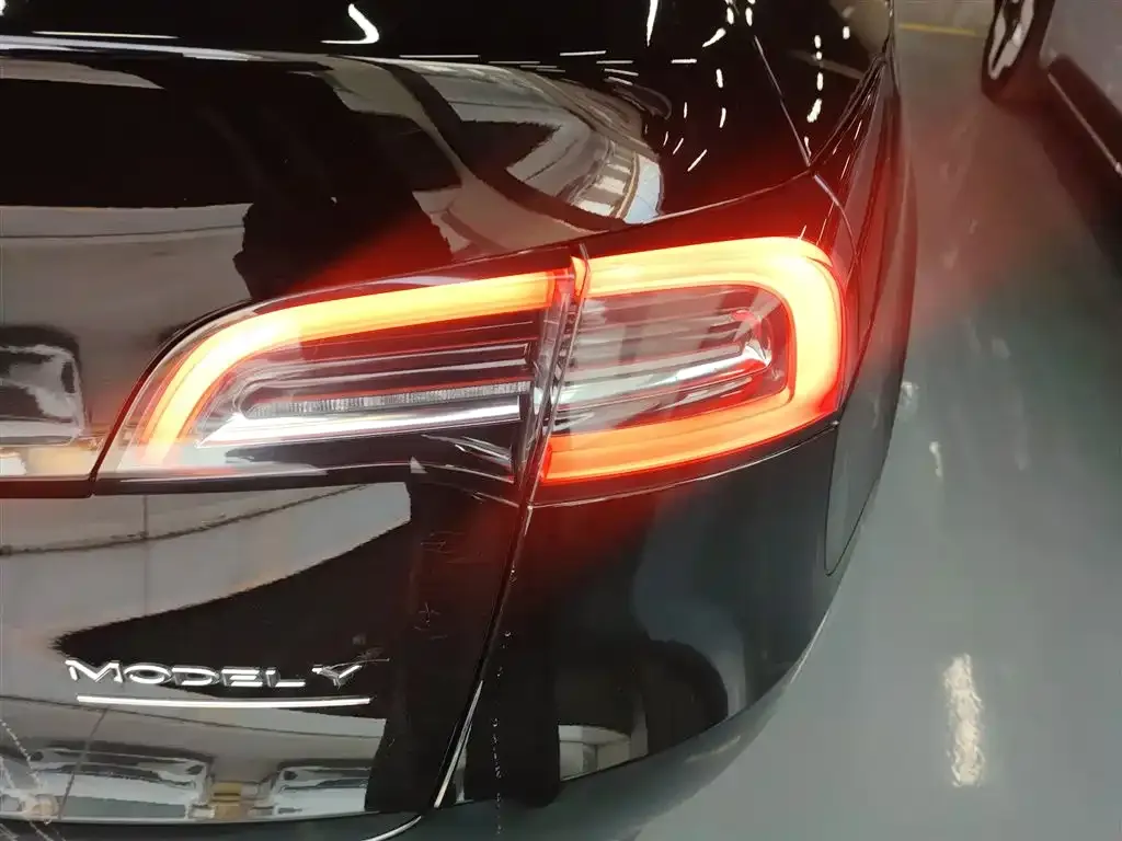 Tesla Model Y 2022 из CN, фото 3