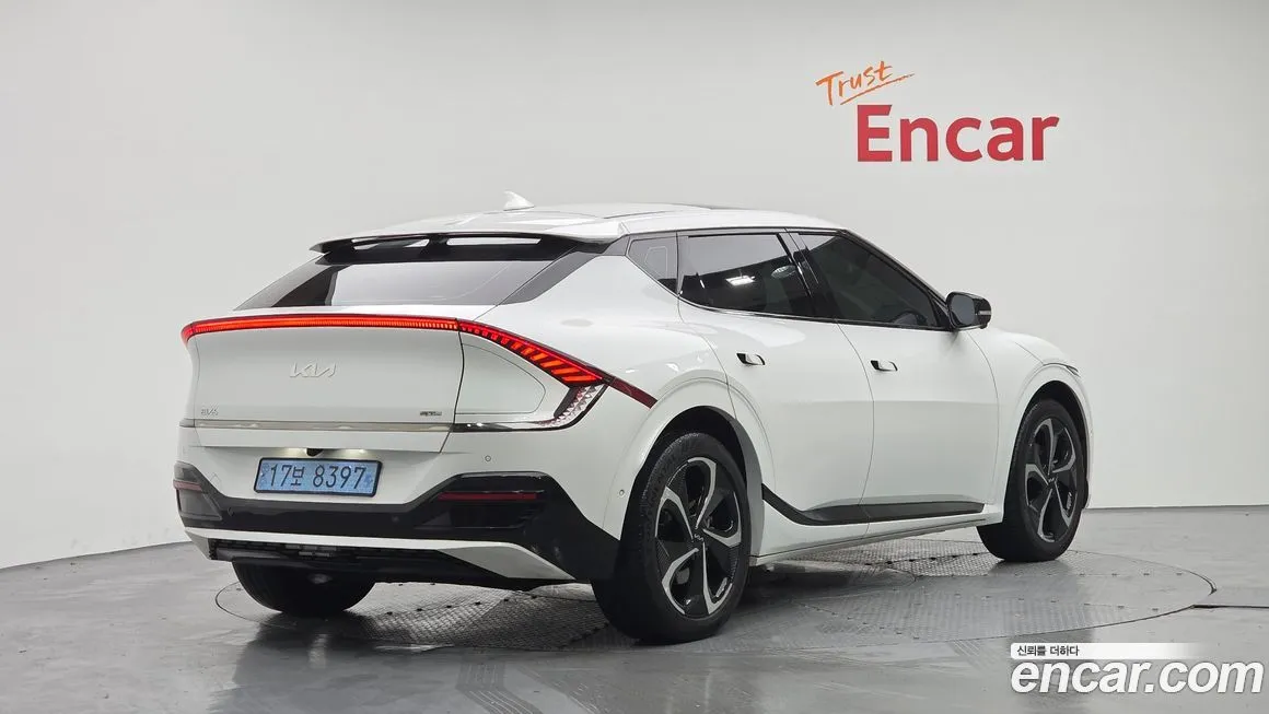Kia EV6 — фото 2