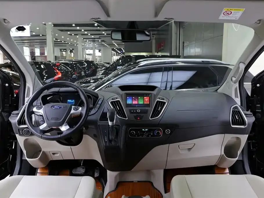 Ford Tourneo 2022 из CN, фото 10