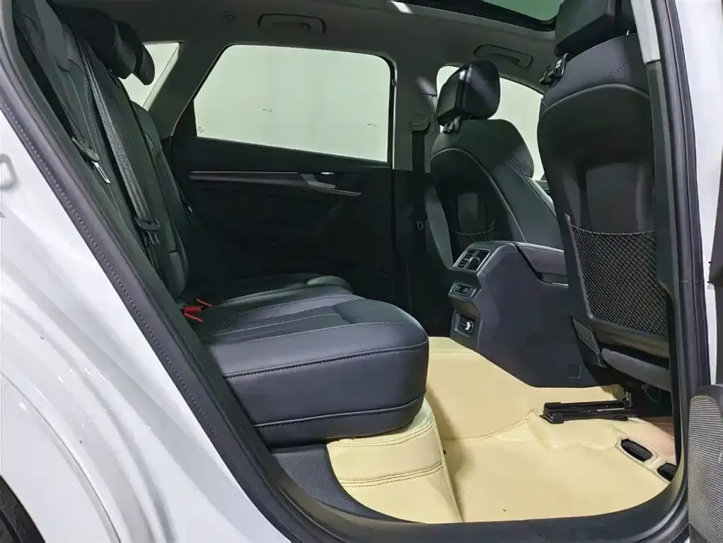 Audi Q5L 2023 из CN, фото 7
