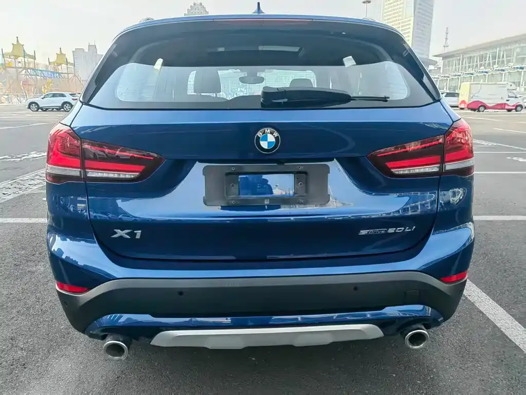BMW X1 — фото 4
