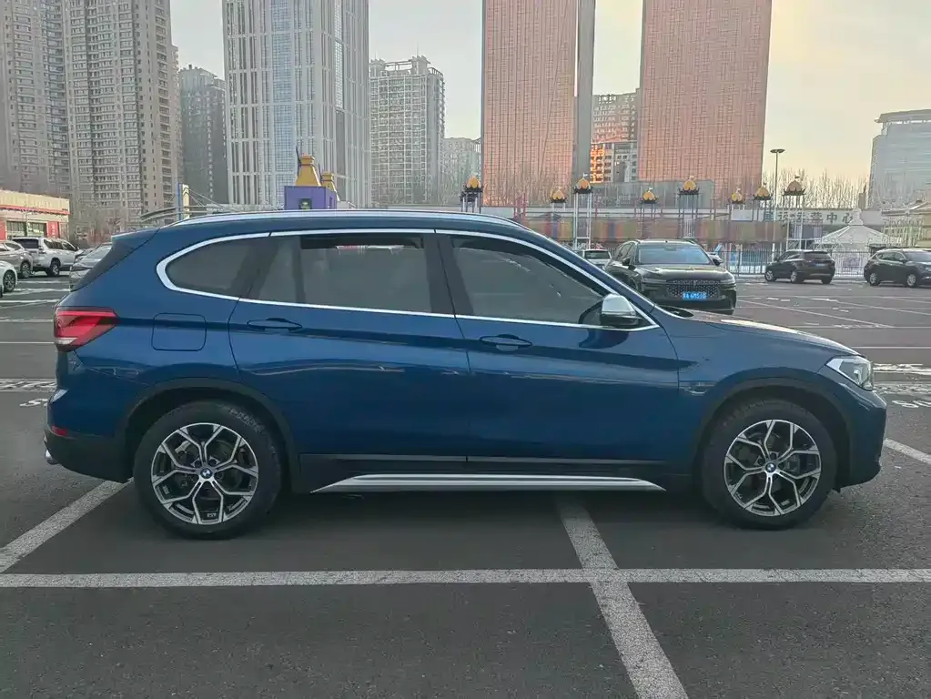 BMW X1 — фото 6