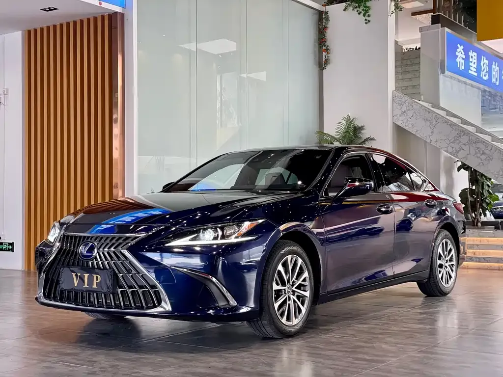Lexus ES 2024 из CN, фото 1