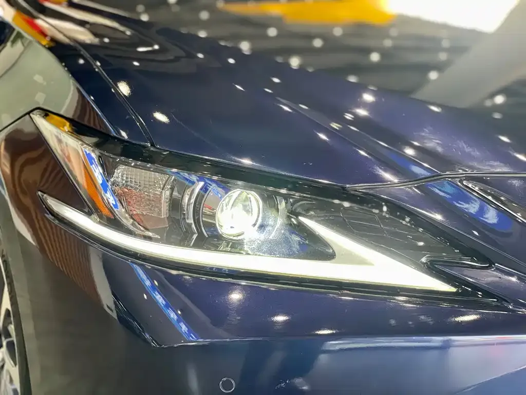 Lexus ES 2024 из CN, фото 2