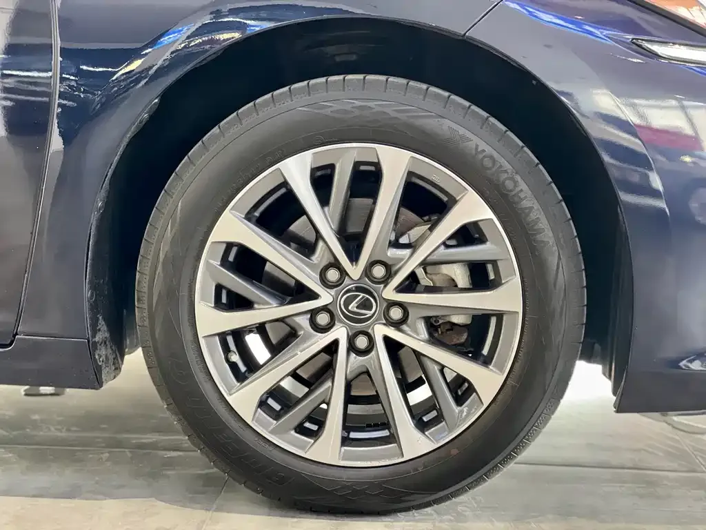 Lexus ES 2024 из CN, фото 4