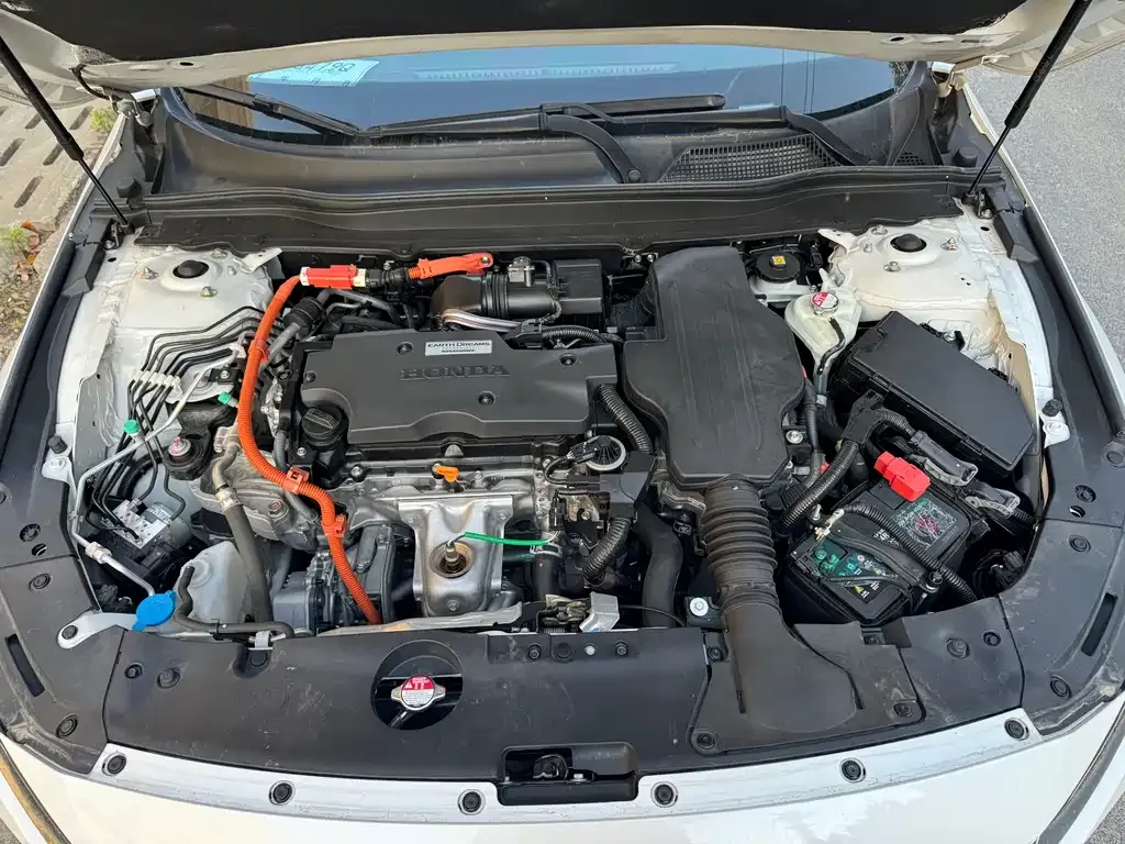 Honda Accord — фото 6
