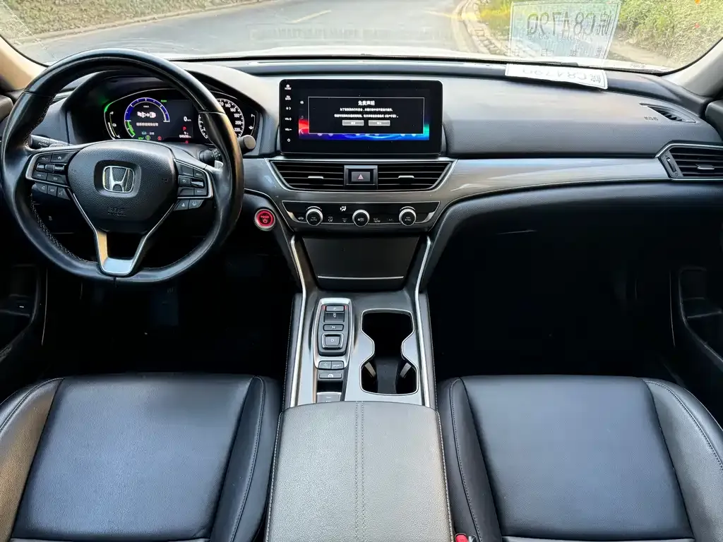 Honda Accord — фото 4