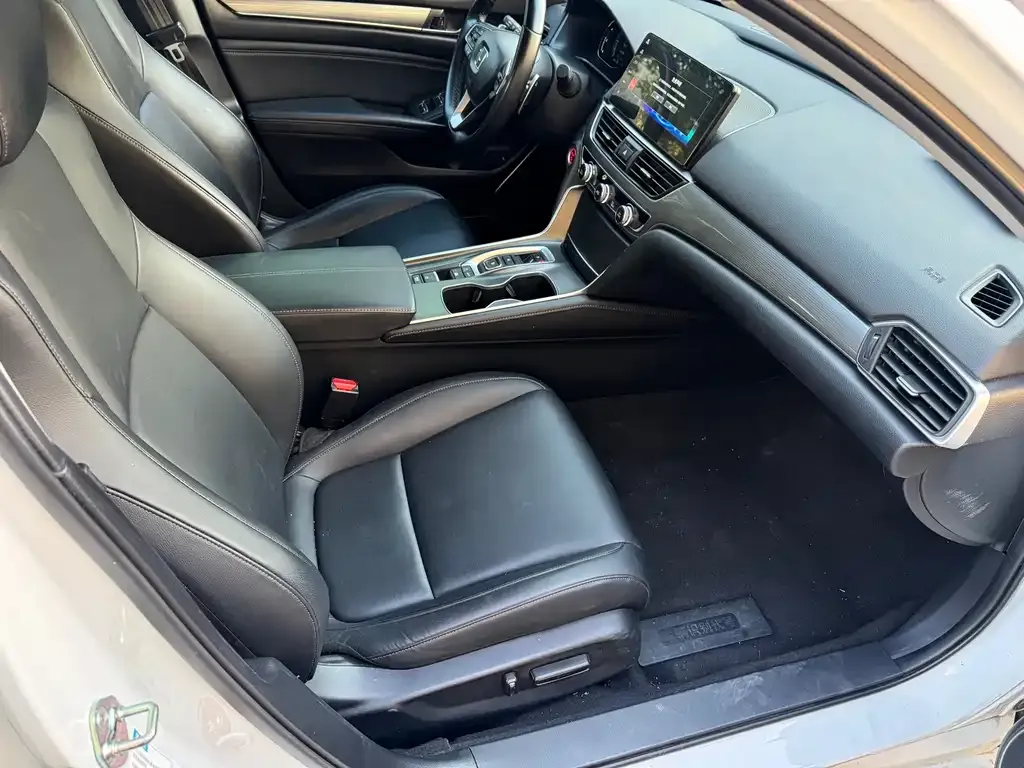 Honda Accord — фото 5