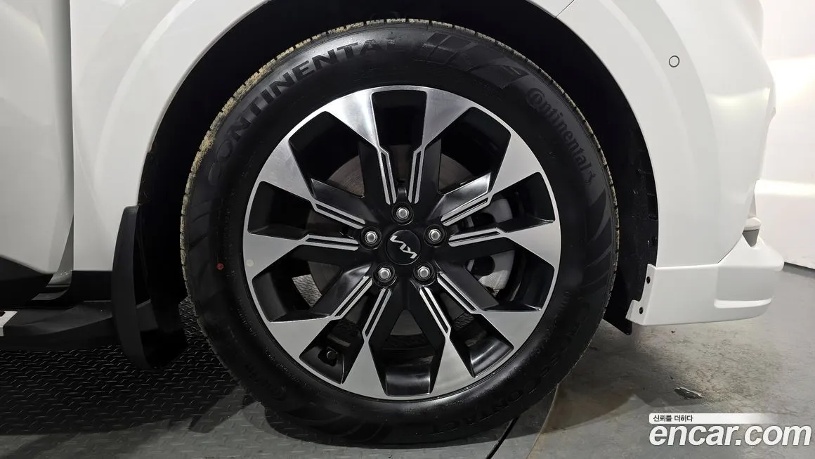 [object Object] Canival 2023 из KR, фото 5