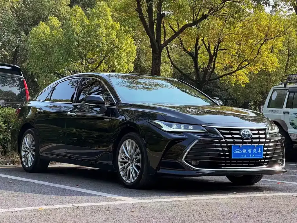 Toyota Avalon — фото 3