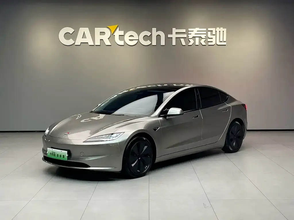 Tesla Model 3 2023 из CN, фото 1