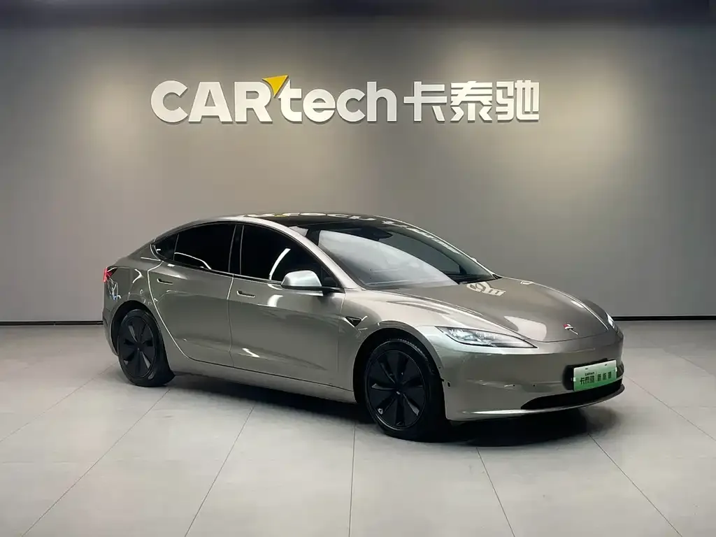 Tesla Model 3 2023 из CN, фото 5