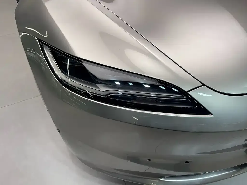 Tesla Model 3 2023 из CN, фото 8