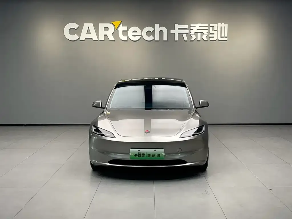 Tesla Model 3 2023 из CN, фото 6