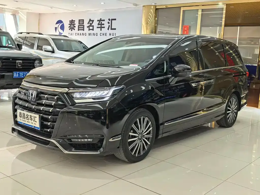 Honda Elysion 2022 из CN, фото 1