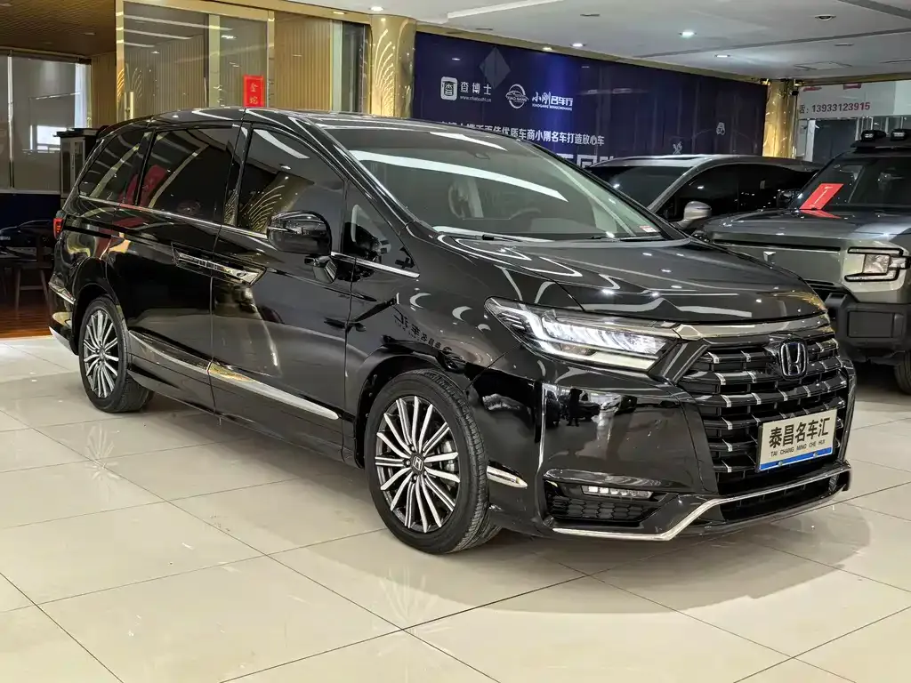 Honda Elysion 2022 из CN, фото 8