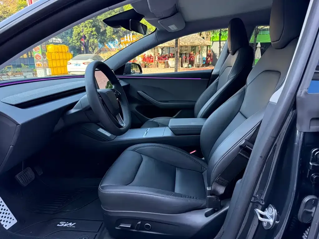 Tesla Model 3 2025 из CN, фото 8