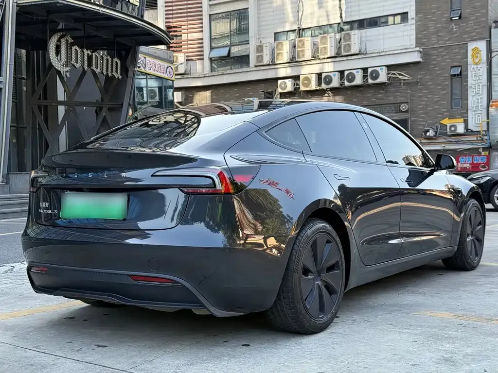 Tesla Model 3 2025 из CN, фото 3