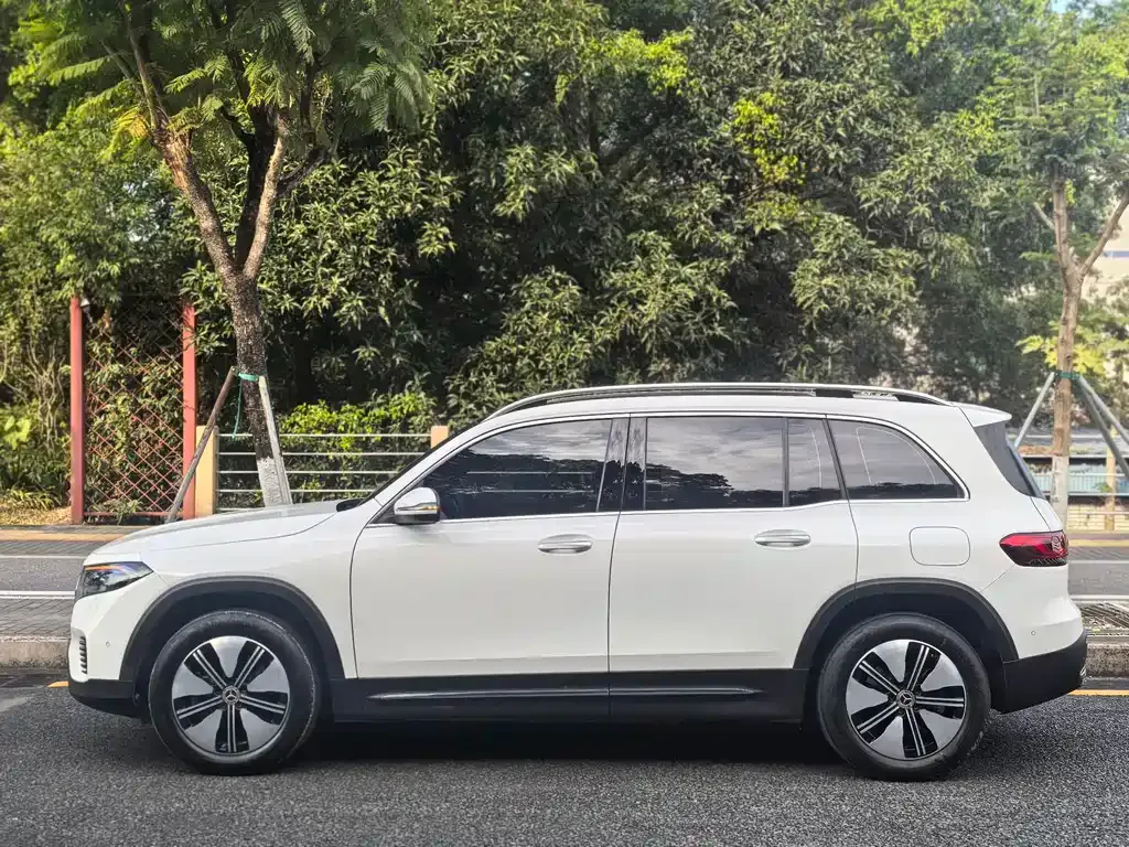 Mercedes-Benz EQB 2024 из CN, фото 10
